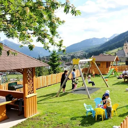 Lejlighedshotel La Zondra Pozza di Fassa